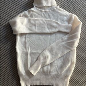 360 Cashmere Cream Turtleneck Sweater